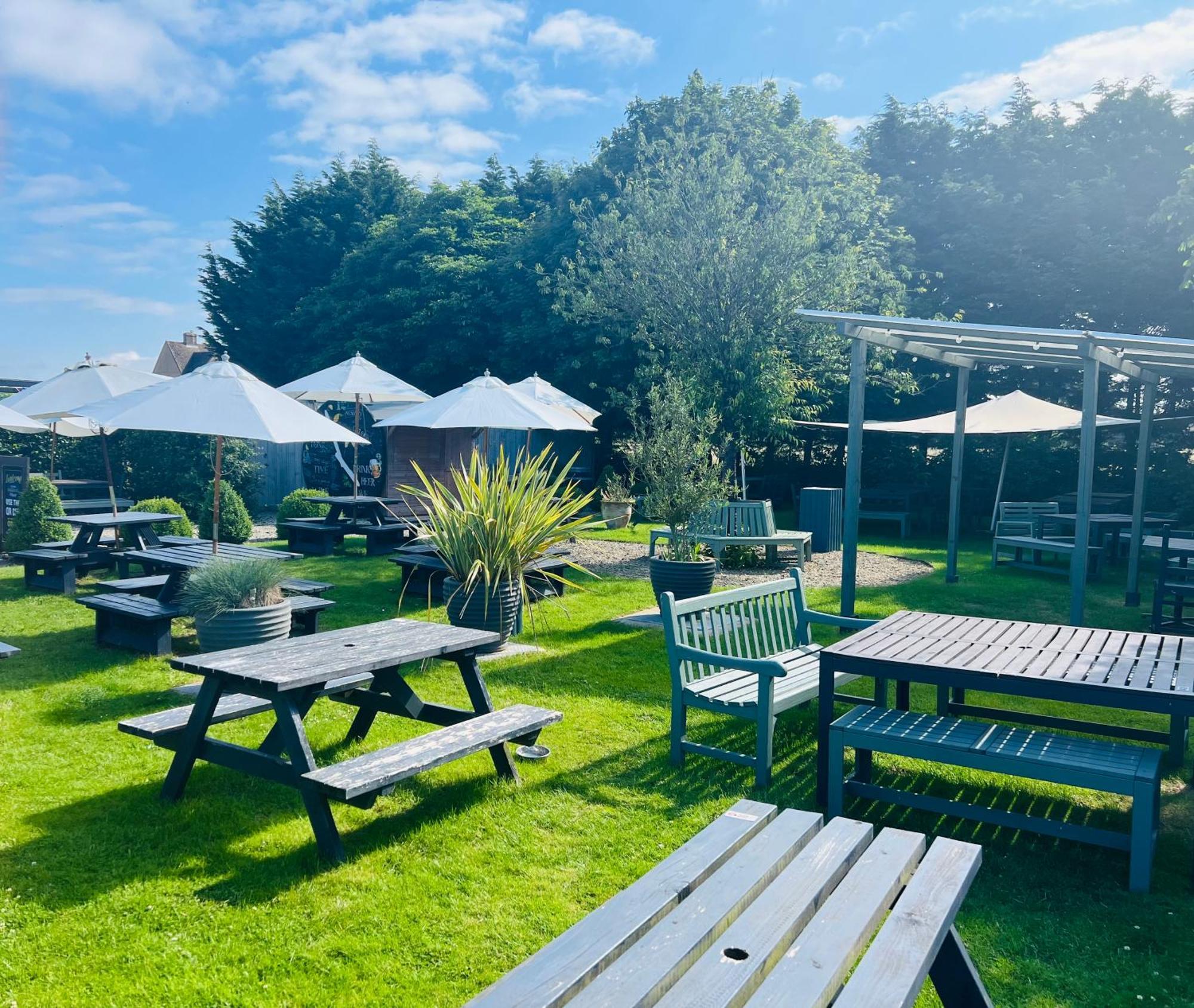 The Ragged Cot Hotel Minchinhampton ภายนอก รูปภาพ