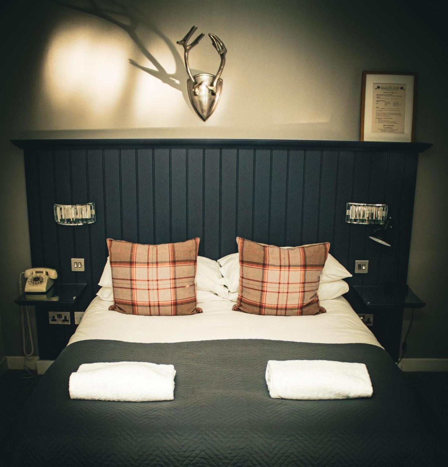 The Ragged Cot Hotel Minchinhampton ภายนอก รูปภาพ